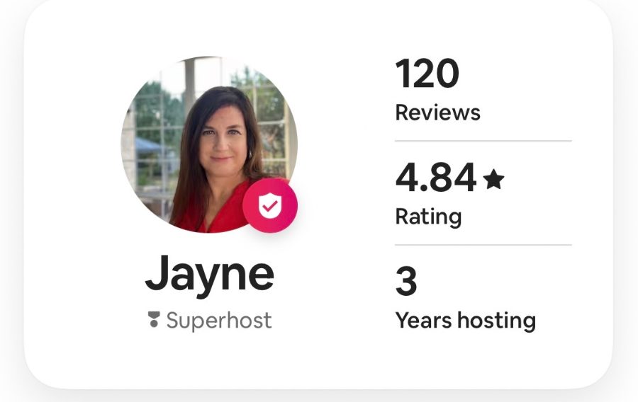 Airbnb Superhost profile: 120 reviews, 4.84 rating, 3 years hosting